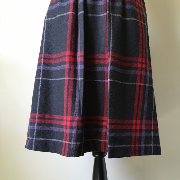 Vintage plaid wool blend A line skirt - Picture 4 of 6